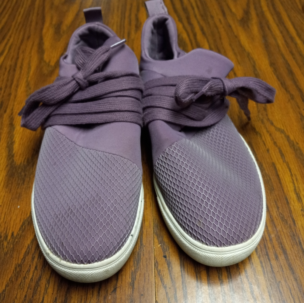 Women's BrSh Sneakers.